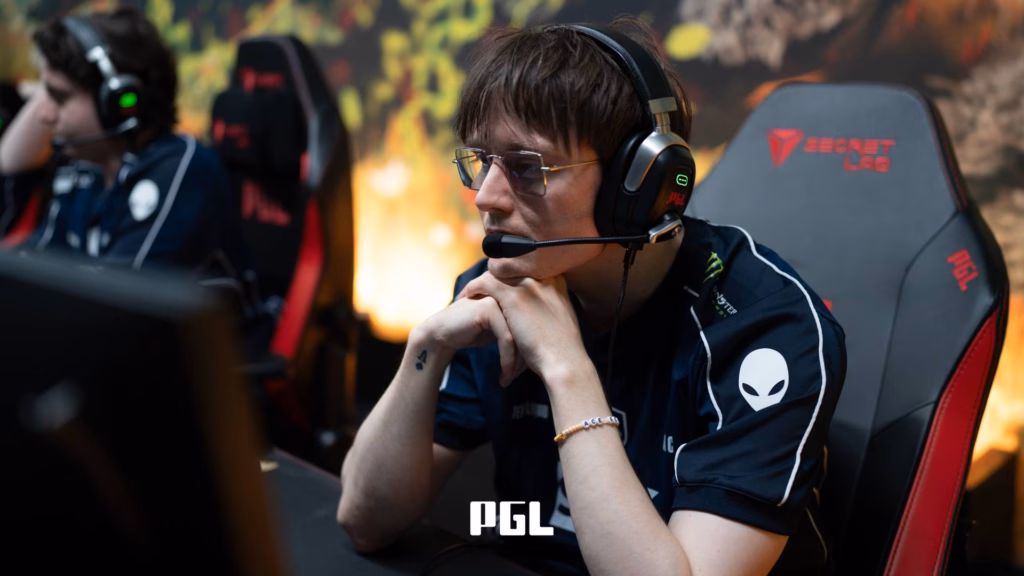 The photo features players from the Dota 2 esports Team Liquid - focused during a swiss stage match at the tournament PGL Wallachia S8.