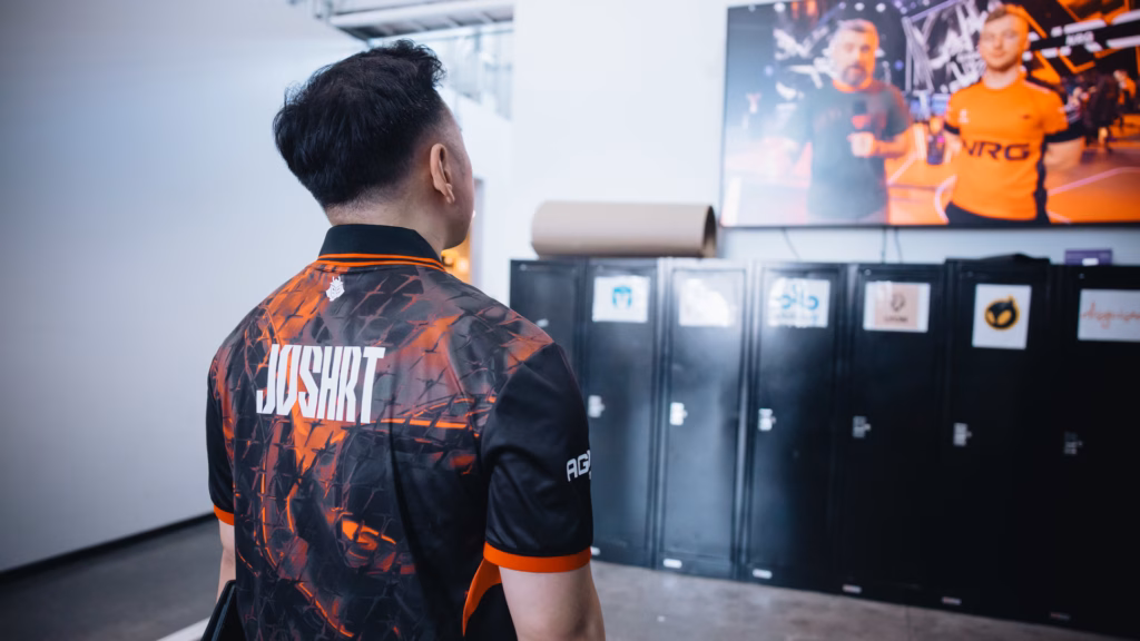 G2 JoshRT watching the VCT Americas official broadcast