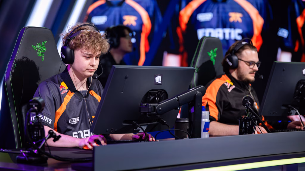 FNC kaajak and Veqaj 